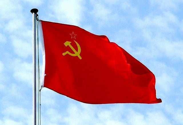 Large Soviet Union USSR Flag Hammer & Sickle Russian Flag 90 X 150 CM - 3ft x 5ft - Homeware Discounts