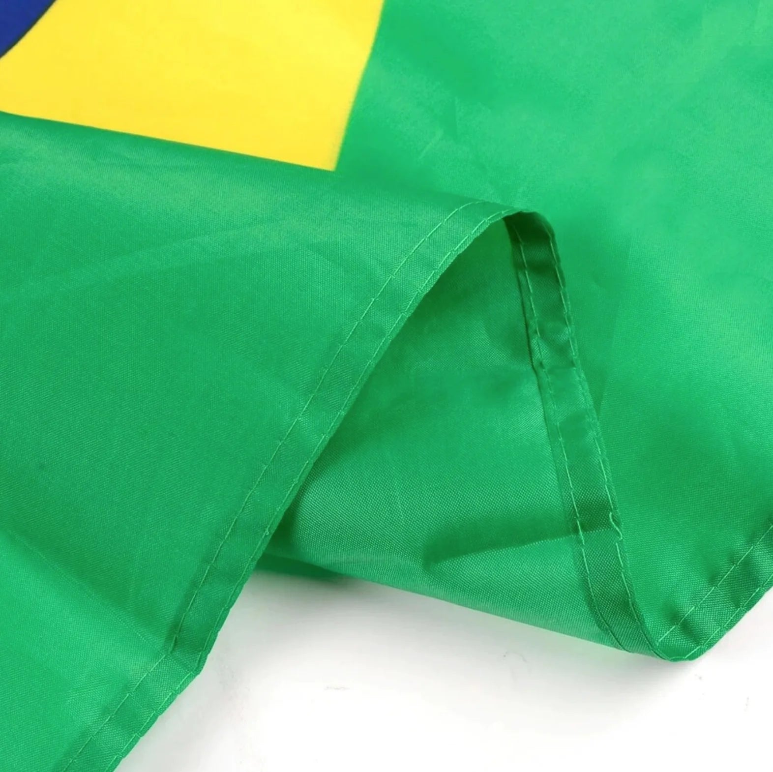 Large Brazilian Brazil Flag 90cm x 150cm - 3ft x 5ft - Homeware Discounts