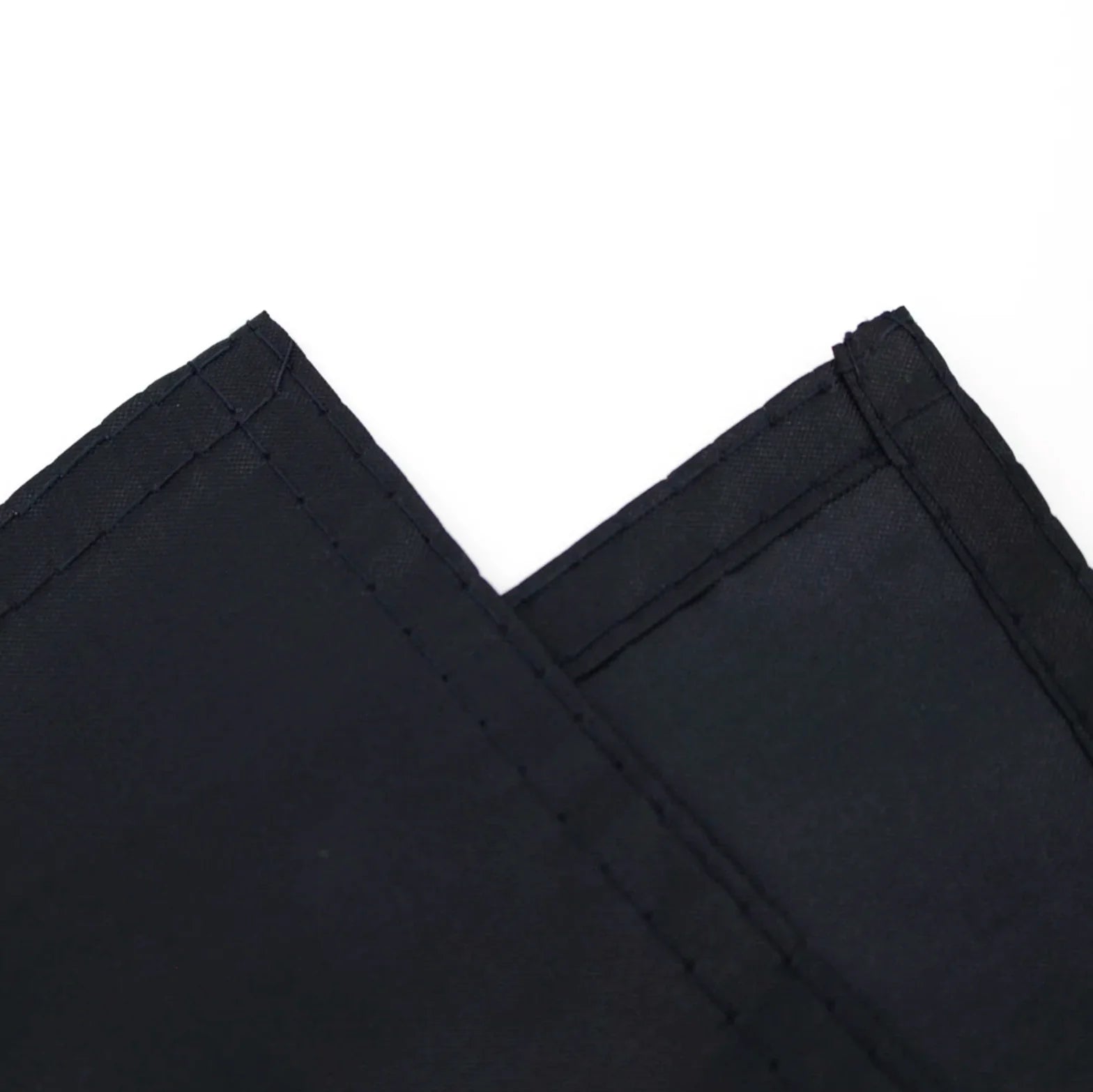 Large Pirate Flag Red Scarf Jolly Roger Skull & Crossbone 90 X 150 CM - 3ft x 5ft - Homeware Discounts