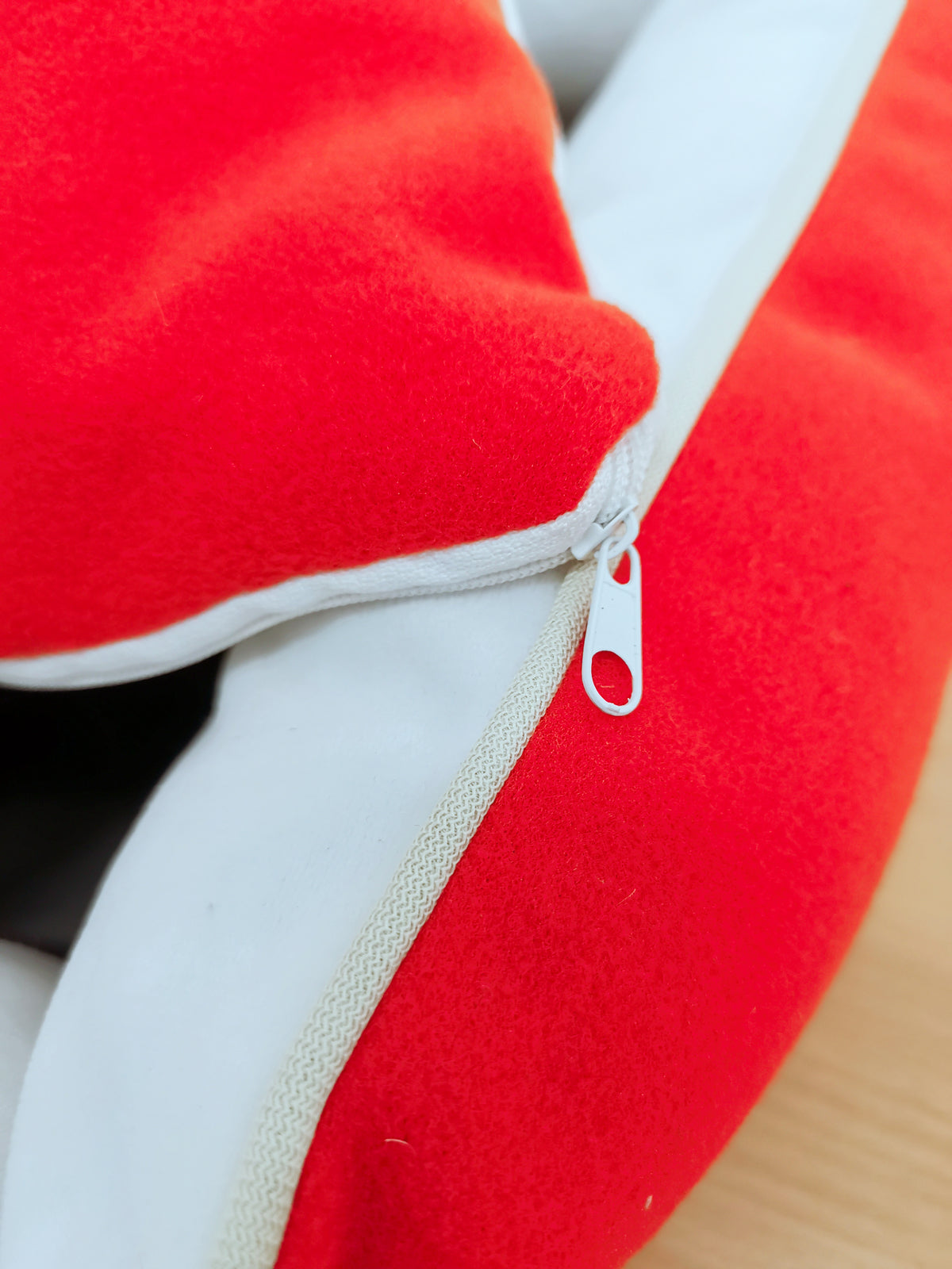 70cm Soft Velvet Sofa Shape Dog Cat Pet Bed Warm Dog Deds Washable Removable Cushion - My Store