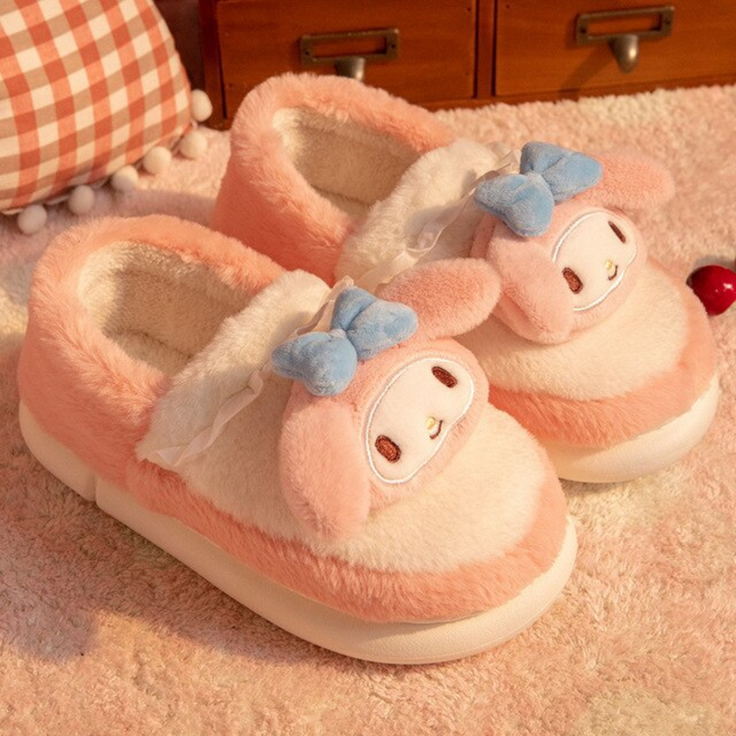 Hello Kitty Winter Fluff Slippers - Kuromi Cinnamoroll My Melody - Homeware Discounts