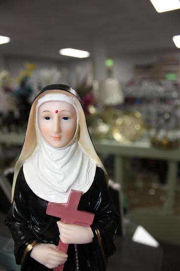 Religious suggestions Resin Statue of Saint Rita Cascia 12" Nativity Figure Christmas Decoration 30.5cm - My Store
